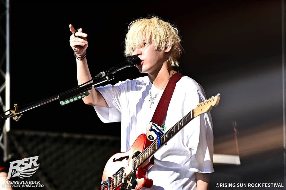 RISING SUN ROCK FESTIVALさんのインスタグラム写真 - (RISING SUN ROCK FESTIVALInstagram)「🎸📸アーティストフォトギャラリー公開📸🎸  #RSR23 出演アーティストのフォトギャラリー公開しました！ 今年の暑くて熱かった夏を写真でもう一度✨  RSR2023公式サイトで公開中❗️  #defgarage  #sicboy  #Awich  #BREIMEN  #ChilliBeans  #秋山黄色  #マルシィ  #FirstLoveisNeverReturned」11月25日 12時00分 - rsrfes