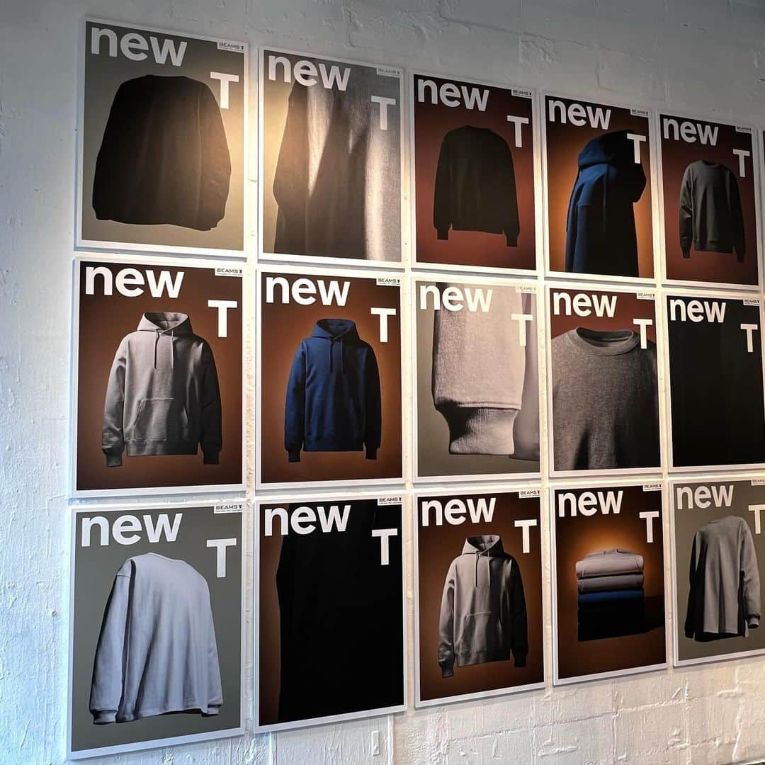 BEAMS Tさんのインスタグラム写真 - (BEAMS TInstagram)「… BEAMS T 『new T』 11.25（Sat）Release  Canvas for yourself  生地の風合いやカラーそのものを純粋に楽しむ。 魅力的なグラフィックやメッセージを載せる。 どちらにも適した理想のボディとして誕生した、 BEAMS T のオリジナルボディプロジェクト「new T」。 そのラインナップに、ロングスリーブT シャツ、  クルーネックスウェット、スウェットフーディーが 新たに加わりました。 私たちはブランクボディの品質と向き合い、 いろんな個性を映し出す「着るキャンバス」の可能性を もっともっと広げていきます。   Art Direction:@takahiro_yasuda @shinknownsuke  Copywriter:@r.suzuki  Photography:@makototakeuchips Retouch:@andytrowa  Design Assistant:@ufo_girl01  Styling: ART POSITION  Producer: @biscco @shinichiro_ohira Production Manager: @fukudatroyippei Production: @cekai_jp  @beams_t @beams_official #beamst #beams #newt #canvasforyourself #pr」11月25日 12時14分 - beams_t