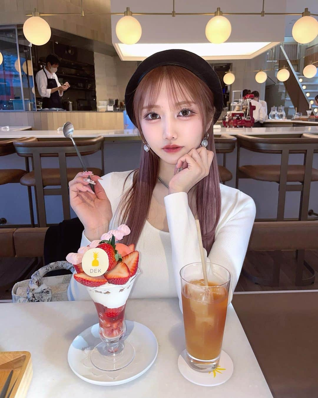 斎藤あみりさんのインスタグラム写真 - (斎藤あみりInstagram)「2枚目 にっこり🍓 ・ ・ ・ ・ #斎藤あみり#自撮りlingerie#グラビア#女星#可爱#kawaii#selfie#photography #グラビア#グラビアモデル#齋藤亞美里#赤髪 #그라비아#귀여운#일본인#graff#chanel#sly#表参道カフェ」11月25日 12時23分 - amirichan123