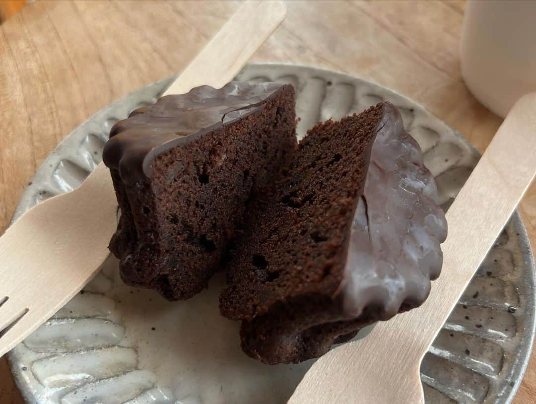 中村優さんのインスタグラム写真 - (中村優Instagram)「ちいさい、かわいいカフェ☕️🧁 亮さんが写真と動画撮ってくれた✨ @ryo_tamura7  @shizu_yuru @tocochan_shizuoka」11月25日 13時35分 - nkmr_yu