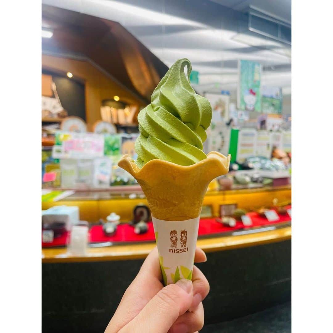有明ゆなのインスタグラム：「抹茶🍵ソフト🍦」
