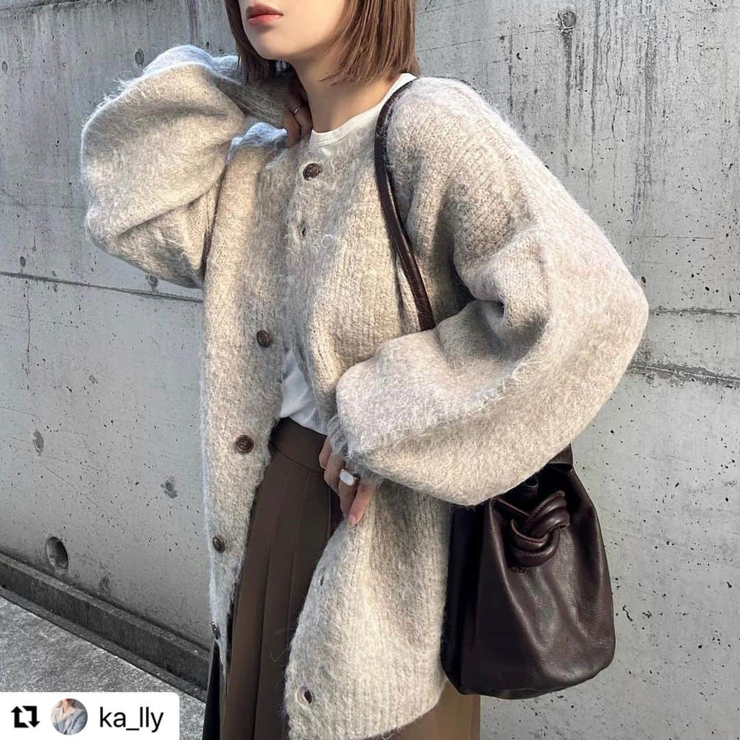 notch.公式インスタグラムのインスタグラム：「起毛カーディガン color:ベージュ  #notch#ゆったりコーデ#カーディガンコーデ #カーディガン #大人カジュアル #ベージュカラー #ベージュコーデ #ベージュコーディネート #ootd」