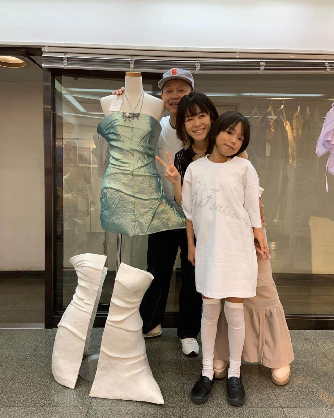 Boseのインスタグラム：「あさちゃんが渋谷で展示会をやっているので、遊びに来た。月曜日までやってるらしい。 #すこしふしぎ」