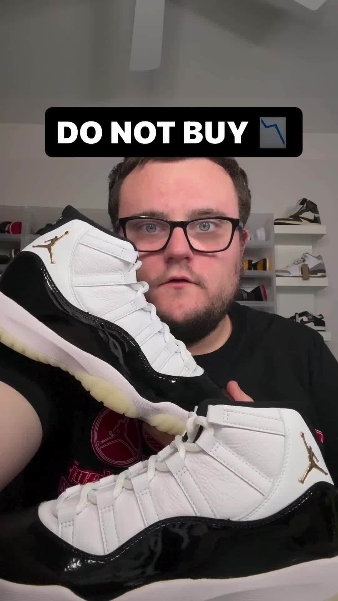 Sneaker News x Jordans Dailyのインスタグラム：「Is he right?⁠  Link in bio if you still looking to cop!  Follow @jordansdaily! ⁠ Via:⁠ @dannymoore2369」