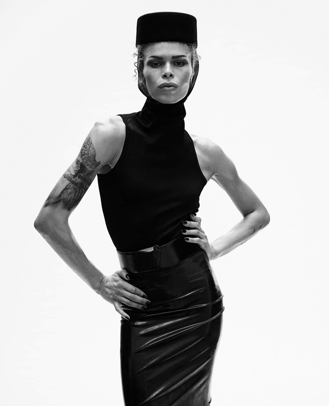 i-Dさんのインスタグラム写真 - (i-DInstagram)「Mario Sorrenti lenses a group of models broadening the horizons of what meaningful representation in fashion looks like – for trans* people, but also for anyone who hasn’t seen themself reflected in the mirror that fashion, at its best, holds up to the world. ⁠ ⁠ Hit the link in bio to see the full story.⁠ ⁠ The New Wave Issue, No.373, Fall/Winter 2023]⁠ .⁠ .⁠ .⁠ Photography @mario_sorrenti⁠ Editor-in-Chief + Fashion @alastairmckimm⁠ Creative Director @jonnylu⁠ Editorial Director @oliviajsinger⁠ Hair @tomojidai at Home Agency using Oribe⁠ Make-up @yad1m at Art Partner⁠ Nail Technician @honeynailz at Exposure using UN/DN Laqr⁠ Photography Assistance @iamjaviervillegas and @nathanmmartin⁠ Digital Technician @kawashimakotaro⁠ Fashion Assistance @madisonmat and @taylor.lee.wood⁠ Hair Assistance Christine Moore and@tomokokuwamura1207⁠ Make-up Assistance @aimimia007and @ionamouramakeup⁠ Production @katiefash and @laylanemejanski⁠ On Set Production @purplesteve61⁠ Production Assistance @williamcipos and Jack Sheperd⁠ Casting Director @samuel_ellis for @dmcasting⁠ Casting Assistance @sashalexantonova and Evagria Serg for DMCASTING.」11月26日 2時02分 - i_d