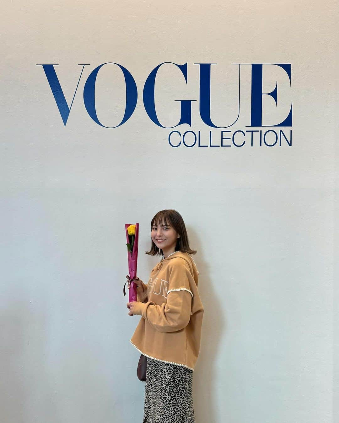 山口厚子さんのインスタグラム写真 - (山口厚子Instagram)「今日、明日渋谷PARCOにて開催中の VOGUE ALIVE 2023へ行ってきました😊  はじめにトークイベントに参加し、 『貧困や差別のない社会を実現するために、 いま私たちにできることとは』というテーマをもとに長年の課題である(女性のエンパワメント、ジェンダーステレオタイプ)について学ばさせて頂きました。 私も今まで以上に女性の社会進出にいち早く貢献できるよう、お仕事も率先して頑張っていきたいと思いました。  他にもファッションのpopupだったり、 屋上にはマルシェもあったり、 虎へび珈琲を飲みながら友達とお喋りしたり とても充実した1日でした😆✨  1階には私が着用してるパーカーもあったよ〜♡ お時間ある方ぜひ行ってみてください〜🥰  @VOGUEJAPAN #VOGUEALIVE #VOGUEJAPAN」11月25日 17時45分 - atu_yaman