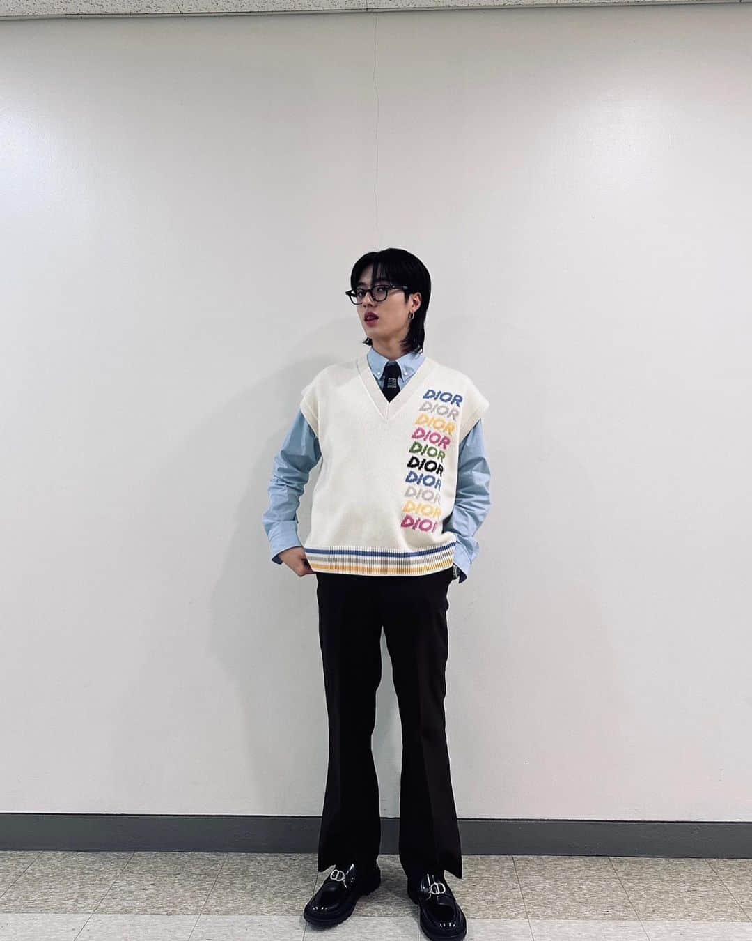 TREASUREさんのインスタグラム写真 - (TREASUREInstagram)「OOTD🫶✌️👍🔥🦋  #TREASURE #HARUTO」11月25日 17時56分 - yg_treasure_official