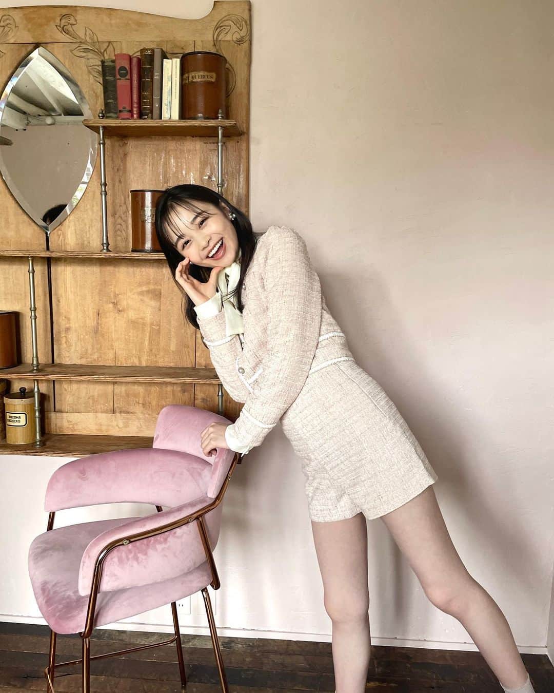 林芽亜里さんのインスタグラム写真 - (林芽亜里Instagram)「🎀 ⁡ Mary chouchouオフショ🩷 ⁡ ⁡ この衣装がラストカットだったんだけど、 楽しさが滲み出てます🫶笑 ⁡ ⁡ ⁡ 今日からMarychouchouで 私のアクリルスタンドとチェキが当たるキャンペーンも始まったので是非チェックしてね☺️ ⁡ ⁡ ⁡ #林芽亜里 #Marychouchou #Maryのあしもと」11月25日 18時29分 - meari__hayashi