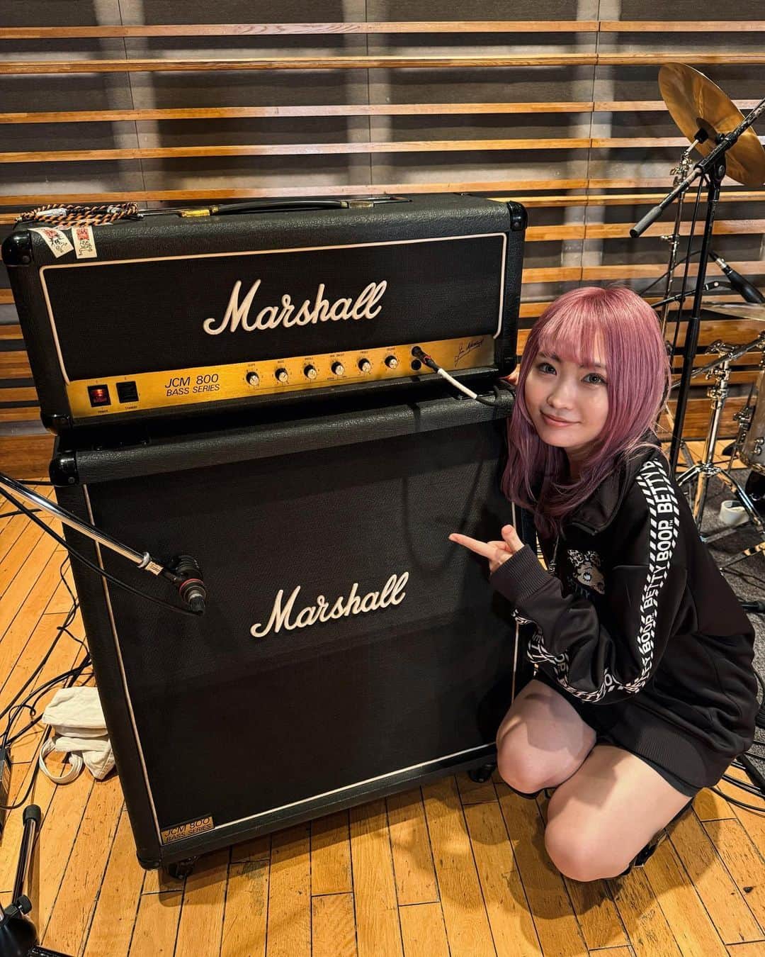 のインスタグラム：「収録だったやで◎ #marshall #bass #bassist」