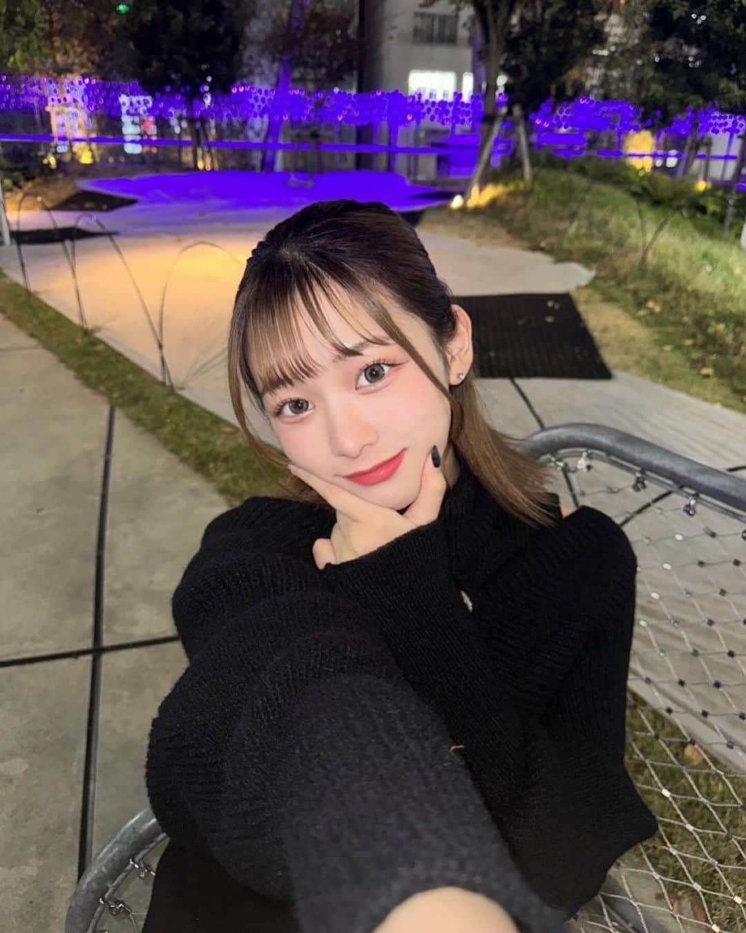 上ノ堀結愛さんのインスタグラム写真 - (上ノ堀結愛Instagram)「• この服めっちゃかわいって褒められたぁ🖤💭  結愛がモデルをさせて貰った しまむらさんのお洋服だよ⭐️  最近お揃い買ったよとか見に行ったよとか 報告たくさん貰う👗💕 ありがとうーーーー！！！  結愛もお気に入りすぎてめっちゃ着てる👌🏻  #しまむら #上ノ堀結愛」11月25日 18時55分 - yua.0201