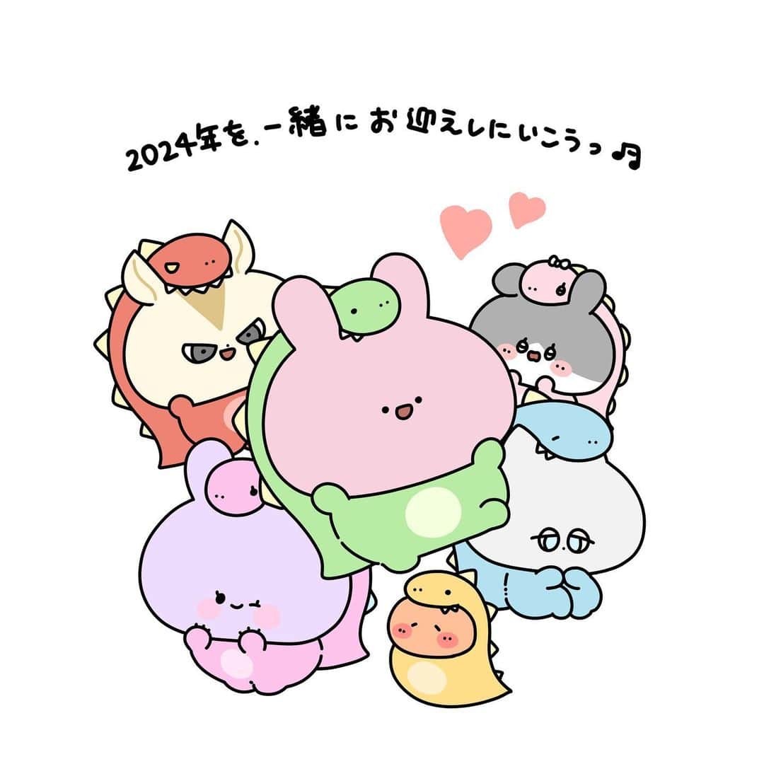 あさみみちゃんさんのインスタグラム写真 - (あさみみちゃんInstagram)「福袋のご予約がスタートしたよ〜っ❣️🐲🩷  プロフィールのリンクや、ストーリーズの投稿をチェックしてね♫  🐉ASAMIMI HAPPY NEW YEAR 2024🐰  🔴ASAMIMI HAPPY BAG🔴 ・3000円福袋 ・5000円福袋 ・10000円福袋  ・数量限定 絵馬　　¥2,000 ・日めくりカレンダー　　¥1,600 ・アクリルカレンダー　　¥3,700  【受注予約期間】 11/25(土)19:00〜12/5(火)10:59 【発送時期】 1月中旬ごろ   #あさみみちゃん #あさみ民 #サイマス #みみ活 #推し #推し活 #推しグッズ #推しのいる生活 #明日もいい日になりますように #ゆるいイラスト #ゆるい #ゆるい絵 #ゆるキャラ #いらすとぐらむ #illustgram #キャラクター #イラスト好きな人と繋がりたい #かわいいイラスト #絵が好きな人と繋がりたい #いらすと #いらすとぐらむ #いらすと好きな人と繋がりたい #いらすと垢 #絵描き #ゆるかわ #かわいいものが好き」11月25日 19時02分 - asamimichaan
