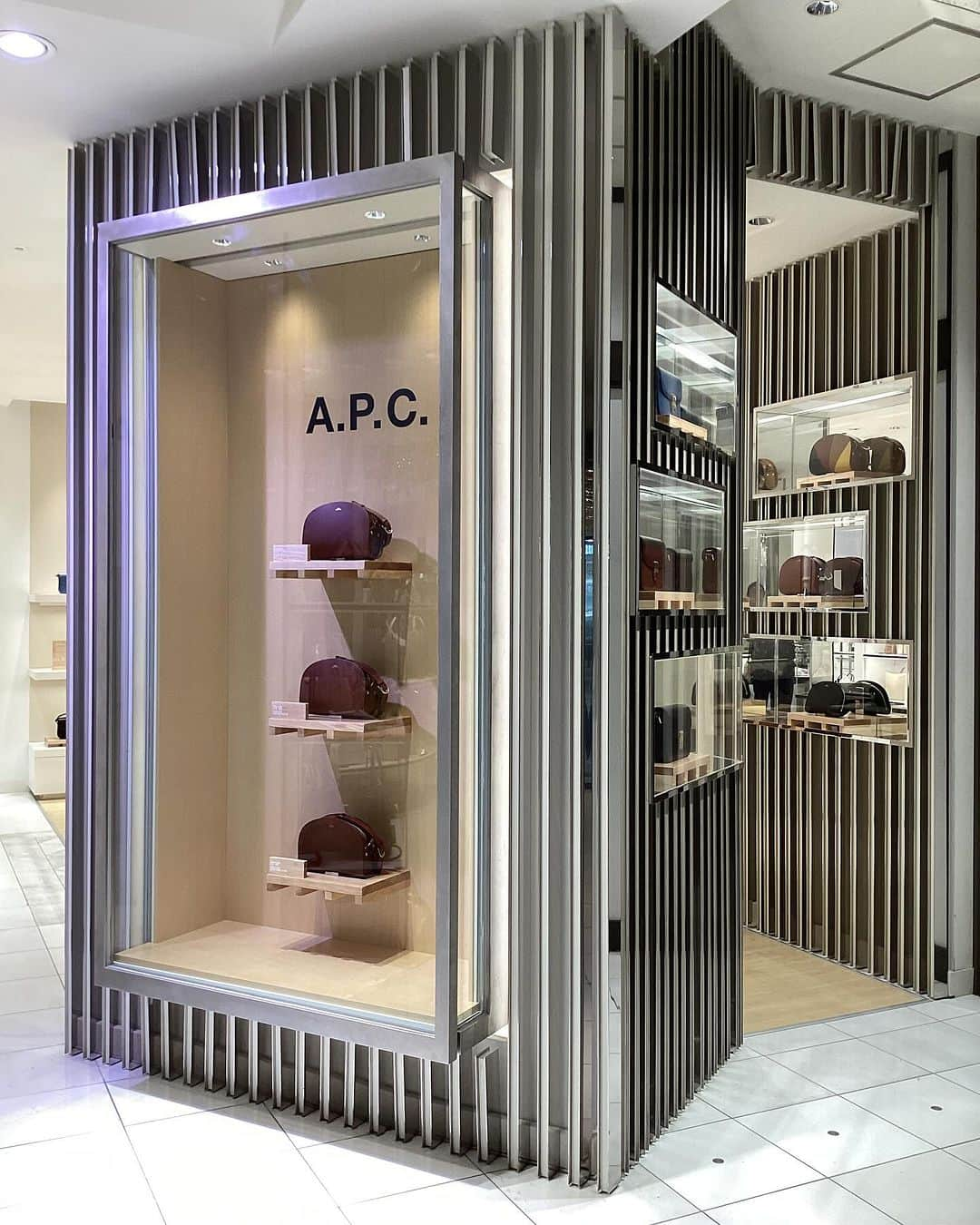 アーペーセーのインスタグラム：「A.P.C. BAGS POP-UP IN TOKYO  Open until November 28th   Discover our pop-up at the Isetan Shinjuku where you can see old and new Demi-lune bags on display and learn more about the unique process of how they’re made to ensure quality and durability throughout their aging process.   ISETAN SHINJUKU  3-14-1, Shinjuku, Shinjuku-ku, Tokyo  #APCJapan」