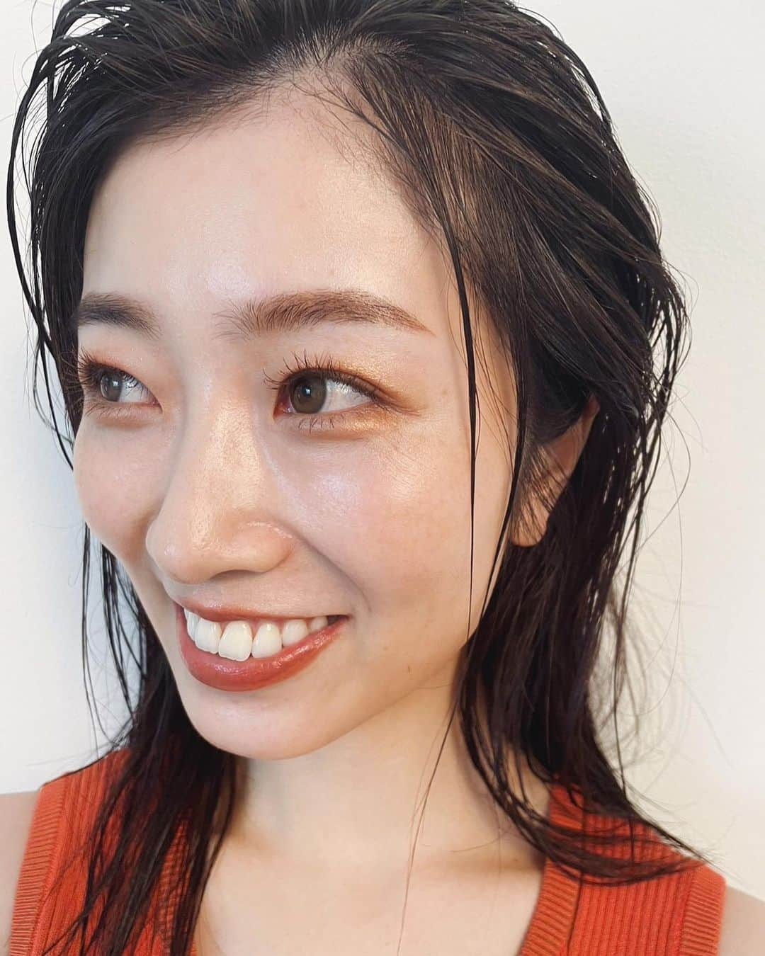 福井千佳さんのインスタグラム写真 - (福井千佳Instagram)「. . . ちゅるんちゅるんの〜 ぴっかぴか〜🧡 . . . hairmake @matsuoka.ryoko  . . #hairmake#orange」11月25日 19時45分 - chika291