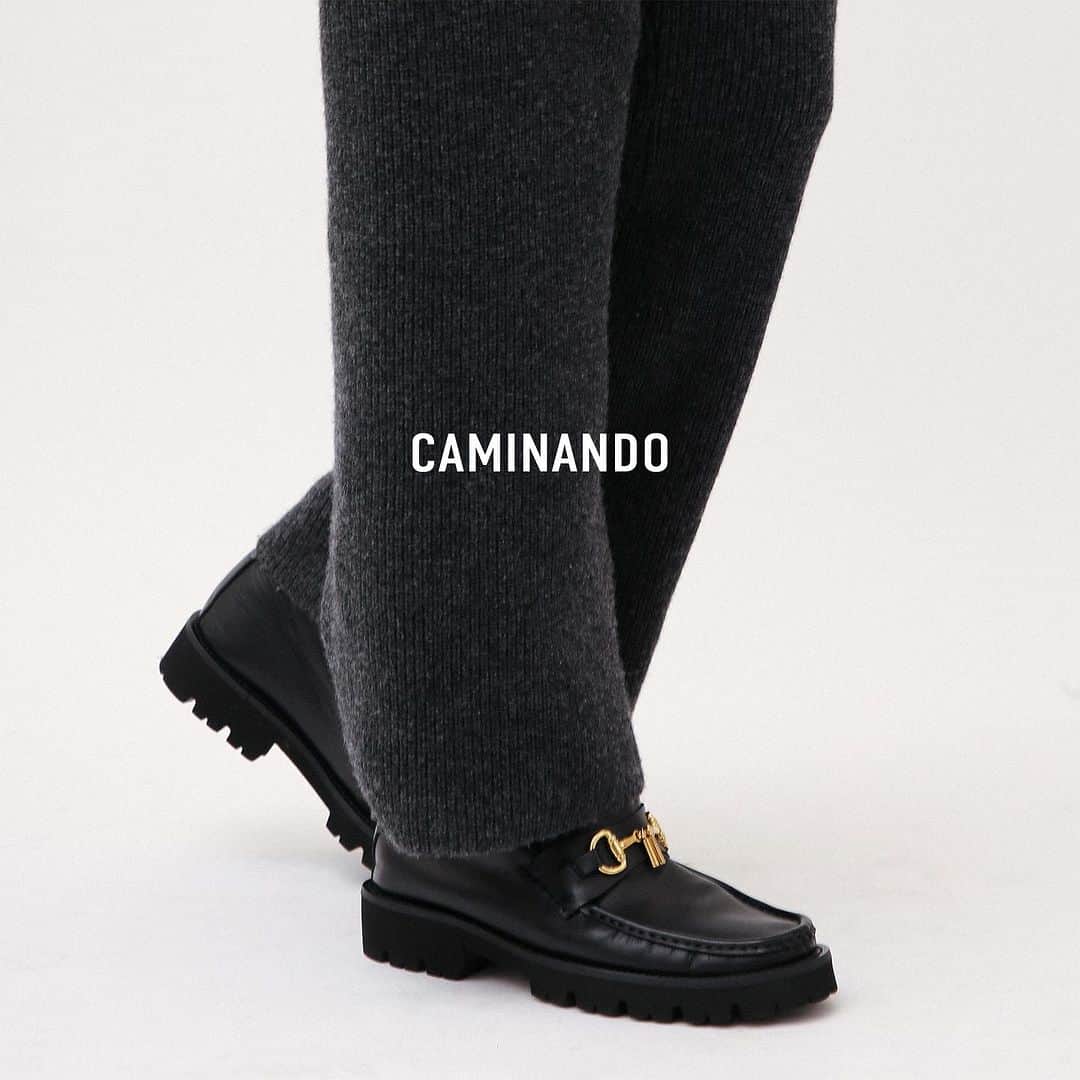 のインスタグラム：「IT SHOES  @caminandojp  ¥28,600  #deuxiemeclasse  #ドゥーズイエムクラス」