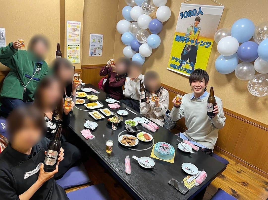 田村侑久さんのインスタグラム写真 - (田村侑久Instagram)「#アサヒビール #1000人乾杯チャレンジ 田村発案企画当選者と乾杯1組目 転職祝いの会にお邪魔してきました🍺  他県に転勤と言われたけどボイメンを応援できなくなっちゃうから愛知に残るために転職したとかありがたいです😭  緊張してたけどみんなのおかげで楽しく乾杯できました！ 残り２６８人 #PR」11月25日 19時49分 - boymen_tamura