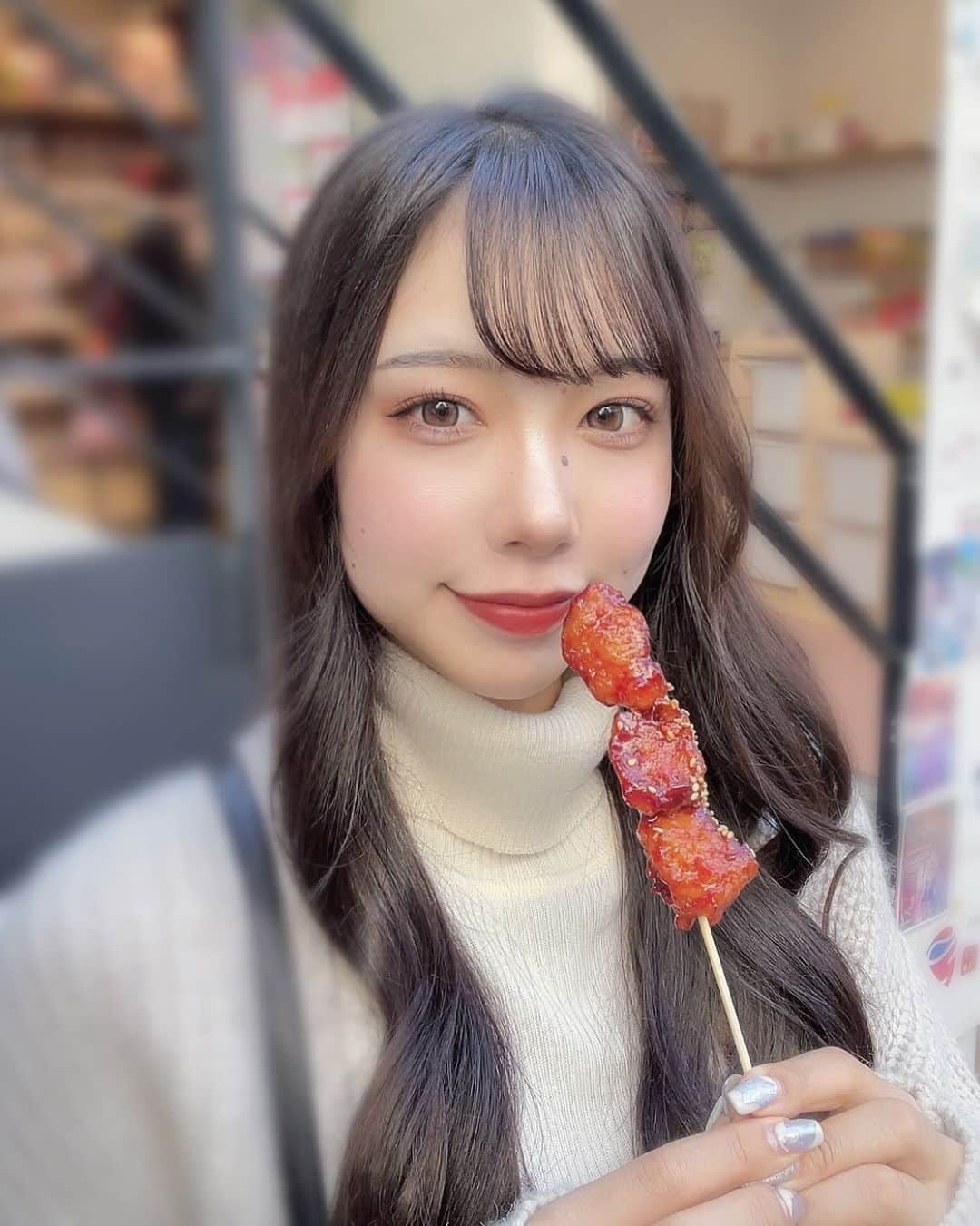 NUIさんのインスタグラム写真 - (NUIInstagram)「⁡ ⁡ 📷NUIとヤンニョムチキン🐶🍗 ⁡ ⁡ 明日は 『𝗕𝘀 𝗙𝗮𝗻-𝗙𝗲𝘀𝘁𝗮𝟮𝟬𝟮𝟯 𝘀𝘂𝗽𝗽𝗼𝗿𝘁𝗲𝗱 𝗯𝘆 𝗗𝗺𝗠𝗶𝗫』 🌈✨ ⁡ ⁡ やっとお会い出来ますね😚💭 ⁡ BsGirls写真撮影会も楽しみ…📷 早く皆様と会いたいです〜♡ ⁡ ⁡ ⁡ #オリックス#𝗕𝘀𝗚𝗶𝗿𝗹𝘀 #𝗕𝘀𝟮𝟬𝟮𝟯 #𝗯𝗮𝘀𝗲𝗯𝗮𝗹𝗹 #プロ野球 #野球女子 #野球 #野球好き #京セラドーム大阪  #野球好きな人と繋がりたい　  #オリックスバファローズ#𝗶𝗻𝘀𝘁𝗮𝗹𝗶𝗸𝗲 #𝗶𝗻𝘀𝘁𝗮𝗴𝗼𝗼𝗱 #𝗽𝗶𝗰 #𝗽𝗵𝗼𝘁𝗼 #𝘀𝗲𝗹𝗳𝗶𝗲 #𝗳𝗼𝗹𝗹𝗼𝘄𝗺𝗲 #𝗳𝟰𝗳 #𝗹𝗶𝗸𝗲𝟰𝗹𝗶𝗸𝗲 #𝗳𝗼𝗹𝗹𝗼𝘄 #𝗜𝗻𝘀𝘁𝗮𝗴𝗿𝗮𝗺 #𝗹𝗼𝘃𝗲 #𝗳𝗮𝘀𝗵𝗶𝗼𝗻 #いいね #フォロー」11月25日 19時59分 - nui_bsgirls_362