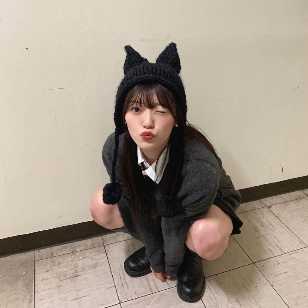鈴木楓恋さんのインスタグラム写真 - (鈴木楓恋Instagram)「誰にでも懐くと思ったら大間違いだよ🐈‍⬛🖤」11月25日 20時01分 - _karendayo_