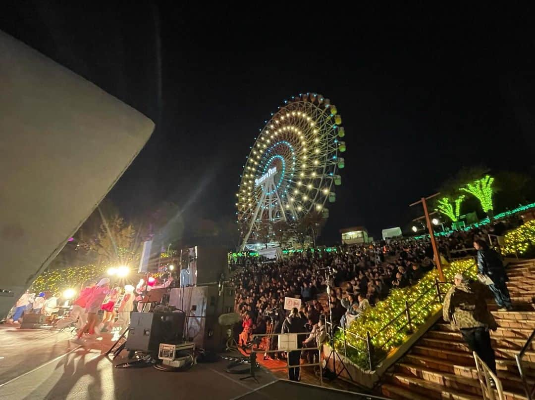 海江田麻貴さんのインスタグラム写真 - (海江田麻貴Instagram)「ㅤㅤㅤㅤㅤ ㅤㅤㅤㅤㅤ ㅤㅤㅤㅤㅤ 『ROCKS FORCHILL ロッチル in ひらかたパーク2023』 ヒーローライブスペシャル2日目MAYAさんと総合司会させて頂きました🎤 ㅤㅤㅤㅤㅤ ㅤㅤㅤㅤㅤ 世界レベルのダンスパフォーマンスから、 私までステージで飛んだり跳ねたり踊らせて頂いた  #DJダイノジ さんステージ、 ㅤㅤㅤㅤㅤ ㅤㅤㅤㅤㅤラップってこんなに熱くてエネルギー貰えるんだって 感動した #梅田サイファー さんパフォーマンス、 名曲の数々 #矢井田瞳 さんステージ、 ㅤㅤㅤㅤㅤ ㅤㅤㅤㅤㅤ 本当にたのしい！面白い！感動盛りだくさんの一日に MCとして関わらせて頂けてハッピーでした😆 ㅤㅤㅤㅤㅤ ㅤㅤㅤㅤㅤ ㅤㅤㅤㅤㅤ 子どもたちの元気や、ゲストさんのエネルギー、お客様の笑顔で 会場がひとつになったイベント、本当に素敵でした！ ご来場の皆さま、関係者の皆さま有難う御座いました☺️✨ ㅤㅤㅤㅤㅤ ㅤㅤㅤㅤㅤ ㅤㅤㅤㅤㅤ ㅤㅤㅤㅤㅤ ㅤㅤㅤㅤㅤㅤㅤㅤㅤㅤ  ㅤㅤㅤㅤㅤ  #ひらかたパーク #ひらパー #梅田サイファー さん　#UMEDACYPHER #DJダイノジ さん #矢井田瞳 さん #枚方 #MC #司会 #イベントMC #フリーアナウンサー #タレント #japanesegirl #日本女孩」11月25日 20時07分 - _makiii0924_