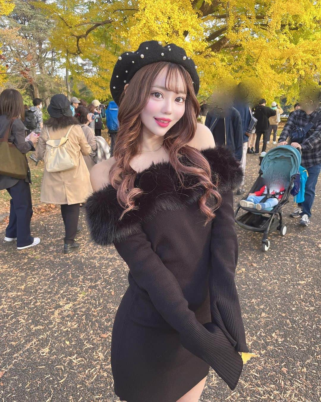 くまみゆさんのインスタグラム写真 - (くまみゆInstagram)「こころと1年ぶりに会ってイチョウ見にきた💚🍂 めっちゃ暖かったわあ🤩 お洋服めっちゃ質問きた🙋可愛いいよね @cherimi_official のだよおお . . #cherimi #シェリミー #シェリミーコーデ」11月25日 20時07分 - kumamiyu.24