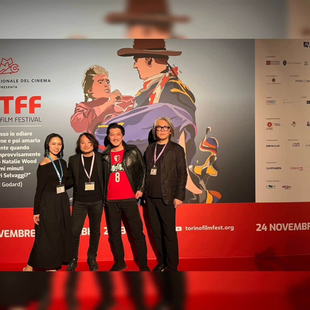 宇賀那健一のインスタグラム：「世界遺産のヴェナリア宮殿にてトリノ映画祭のオープニングパーティー！ 『悪魔がはらわたでいけにえで私』のイタリアプレミア、Craizieコンペティションでの上映がいよいよスタートします！！  Opening party of the Torino Film Festival at Palazzo Venaria, a World Heritage Site! The Italian premiere of "VISITORS-COMPLETE EDITION-" in the Craizie Competition is about to begin!  #TFF41  #torinofilmfestival #あくわた #悪魔がはらわたでいけにえで私 #visitorscompleteeditionsdition 詩歩 #野村啓介 #平井早紀 #板橋春樹 #遠藤隆太 #三浦健人 #lloydkaufman #tromaentertainment #宇賀那健一 #kenichiugana #film #映画 #torino #italy」