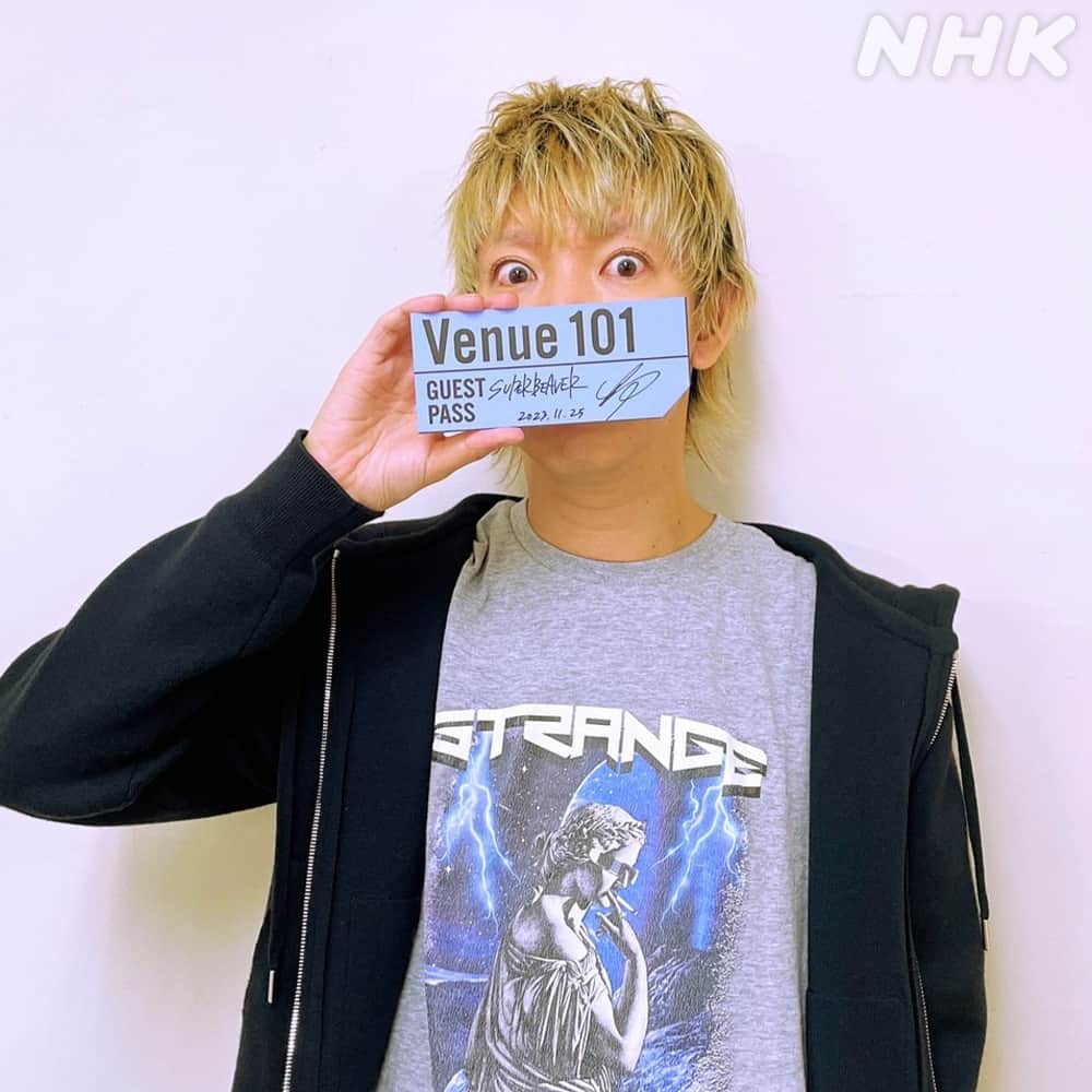 NHK「シブヤノオト」さんのインスタグラム写真 - (NHK「シブヤノオト」Instagram)「「Venue101」 このあと23時から生放送⚡️   🦫SUPERBEAVER🦫   ゲストパスに サインをいただきました🎫🖊   #SUPERBEAVER #Venue101」11月25日 20時53分 - nhk_venue101