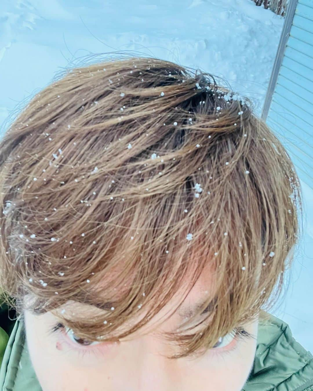 河合郁人さんのインスタグラム写真 - (河合郁人Instagram)「今日のお仕事は、生放送と雪が降っている街でロケでした。お疲れ様でした。  #岩手県 #サタファン」11月25日 21時03分 - fumito.kawai_2310