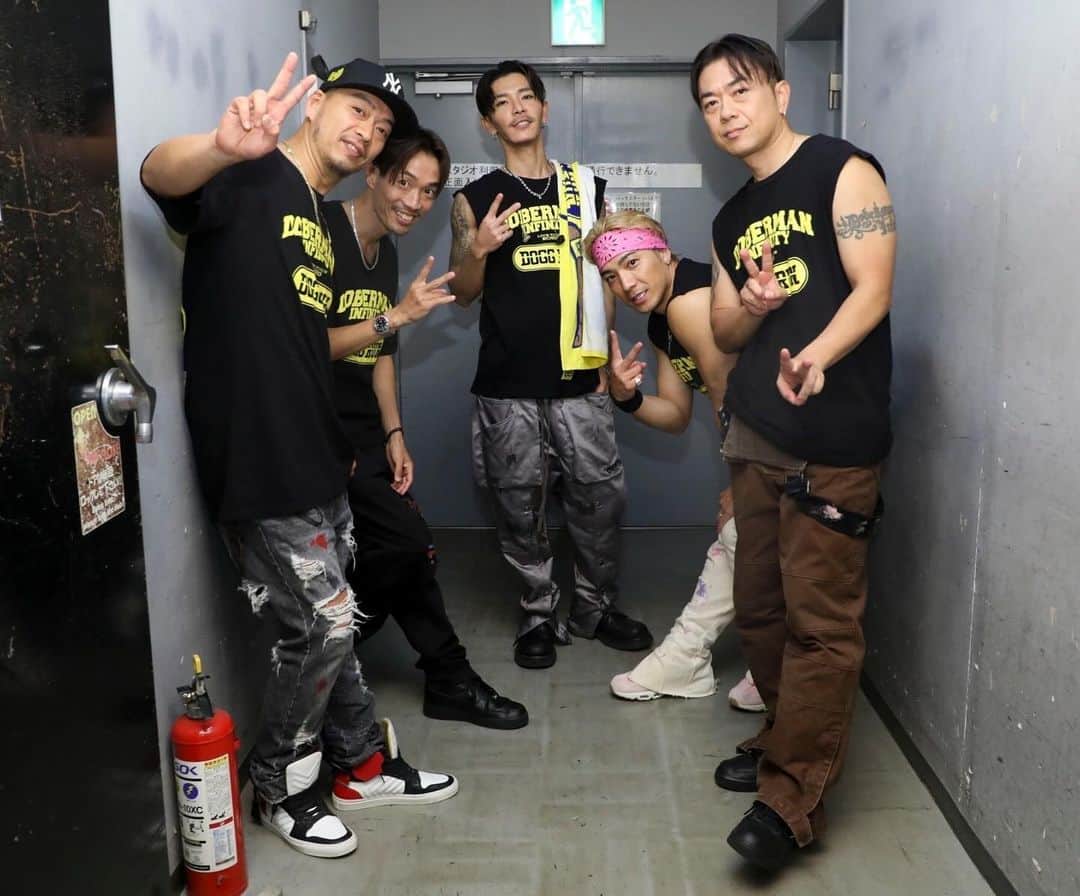 P-CHOのインスタグラム：「ツアー山梨公演‼️ 到着と共にとても落ち着く空気で最高の一日でした✨ 何より皆さんとの大騒ぎ大はしゃぎの時間が楽し過ぎてまたまたライブハウスの記録を更新ですよ‼️ 皆さん本当にありがとうございました✨ またライブで必ずです(^-^)」