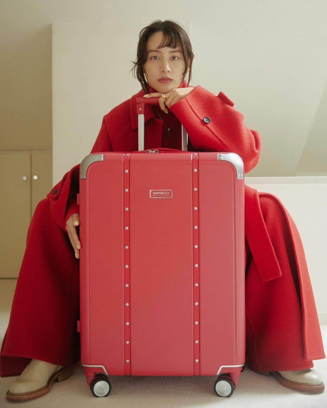 山本美月さんのインスタグラム写真 - (山本美月Instagram)「⋆⸜☾⸝‍⋆ the fashion post  samsonite black label」11月25日 21時06分 - mizuki_yamamoto_official