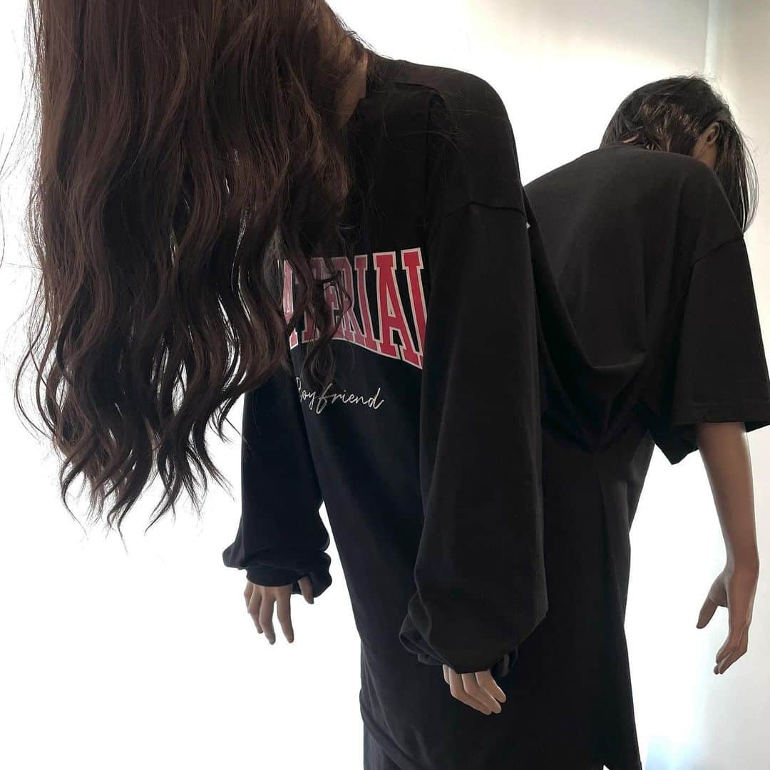 原涼香さんのインスタグラム写真 - (原涼香Instagram)「🖤🕳️🖤」11月25日 21時30分 - suzuka_hara