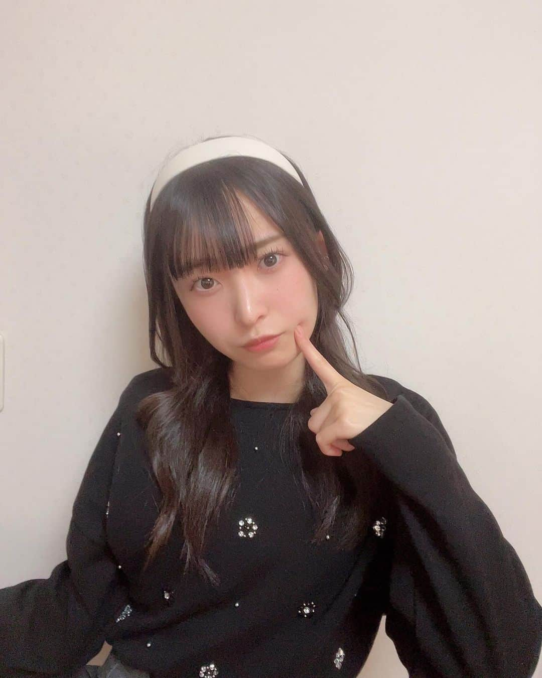 坂川陽香さんのインスタグラム写真 - (坂川陽香Instagram)「今日のわたし¨̮♡  お洋服はお母さんのお下がりです👗‪✦‧.   #akb48 #坂川陽香 #ootd  #06 #カチューシャ」11月25日 21時26分 - hiyuka_sakagawa.1007