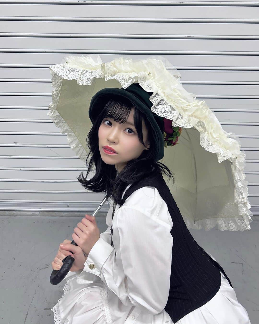 岩田陽菜のインスタグラム：「「枯葉のステーション」衣装🍁彡  着れて感動でした… 🥹  #STU48 #衣装 #アイドル衣装」