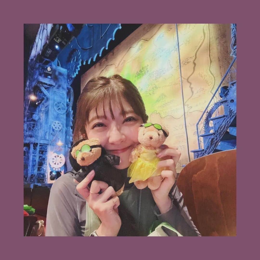 内藤もゆのさんのインスタグラム写真 - (内藤もゆのInstagram)「🧙‍♀️🧹💚🩷👛🫧 ⁡ ⁡ ⁡ 私が1番好きな作品 『Wicked』初日当選したので行ってきた🫶🏻! ⁡ 激戦の初日、そして2列目を当選したので 今年の運を全て使った気がしたけど うん、それで良い!!😤!! ⁡ むかし、月1で観劇したり 思い切って北海道まで遠方したり..💚 ほんとーーに大好きな作品です✨ ⁡ お友達も大活躍で私は感無量💟 みんなほんまにすごいな～ ⁡ ⁡ ⁡ ⁡ ⁡ #𝘤𝘰𝘥𝘦  #𝘰𝘰𝘵𝘥  #はっぴーすまいる  #𝘩𝘢𝘱𝘱𝘺𝘴𝘮𝘪𝘭𝘦  #とぅいんくる #𝘛𝘸𝘪𝘯𝘬𝘭𝘦 #もゆふぁむ  #𝘧𝘰𝘭𝘭𝘰𝘸𝘮𝘦 #2023 #november #wicked #ウィキッド #劇団四季」11月25日 21時38分 - moyuno54naito