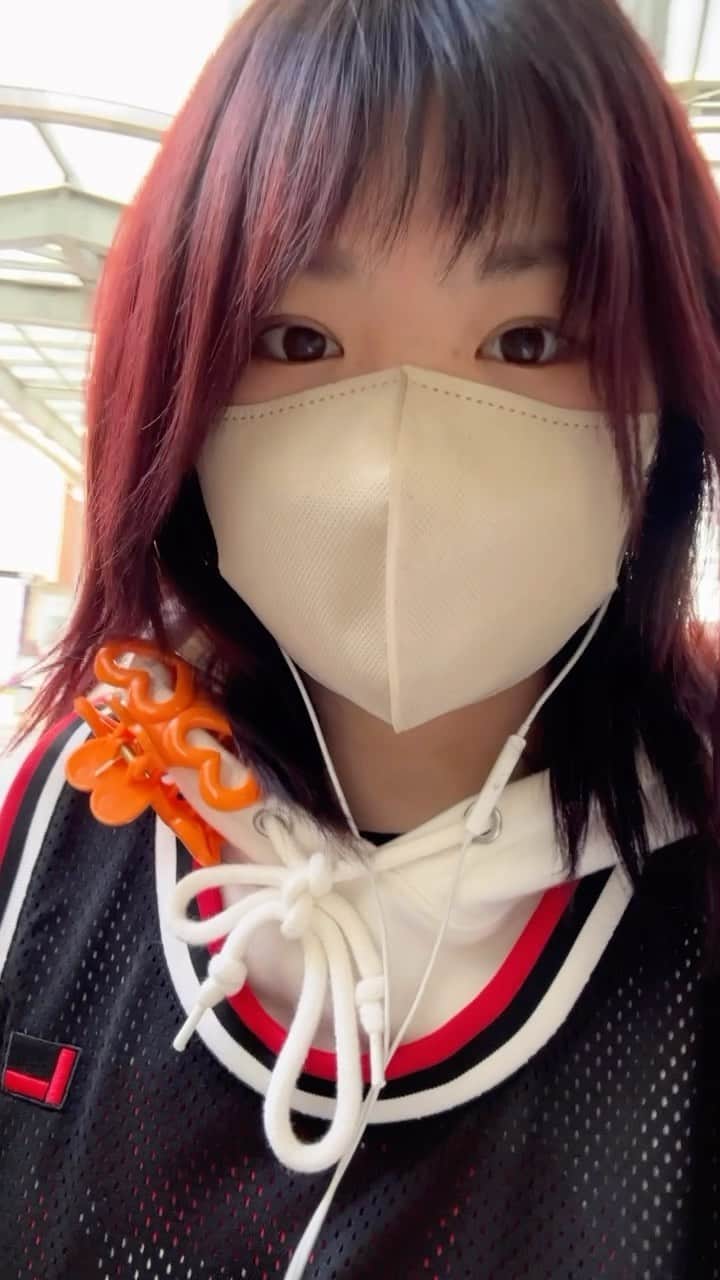 那須川梨々のインスタグラム：「☺︎ イメチェン？？？ すっぴん由美子に似てると言われました。 似てるかな❓」