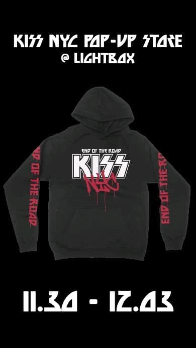 KISSのインスタグラム：「COMING SOON: The #KISSNYCTakeover Pop-Up Store 🤩 Stop by 248 W 37th St @ 11 AM – 7 PM from 11/30 – 12/03 to shop all-new exclusive merch 🛍 See you there, #KISSArmy!」