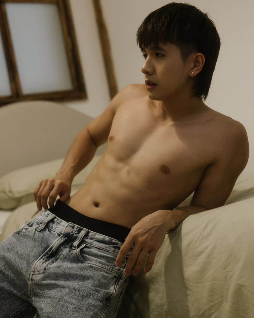 蔡常勇さんのインスタグラム写真 - (蔡常勇Instagram)「🖤  TODAY CK BLACK🖤🖤🖤🖤🖤 @calvinklein #mycalvins」11月25日 22時30分 - changyonggggg