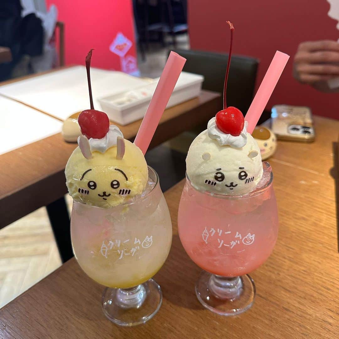 NANOKAのインスタグラム：「本当に幸せ空間だった、ちいかわレストラン😿💛💞 1番美味しかったのは、郎です。 シーサー天才です。  うさぎの笑顔でなんでも頑張れます。 本当ありがとうございます。🫶🏻」