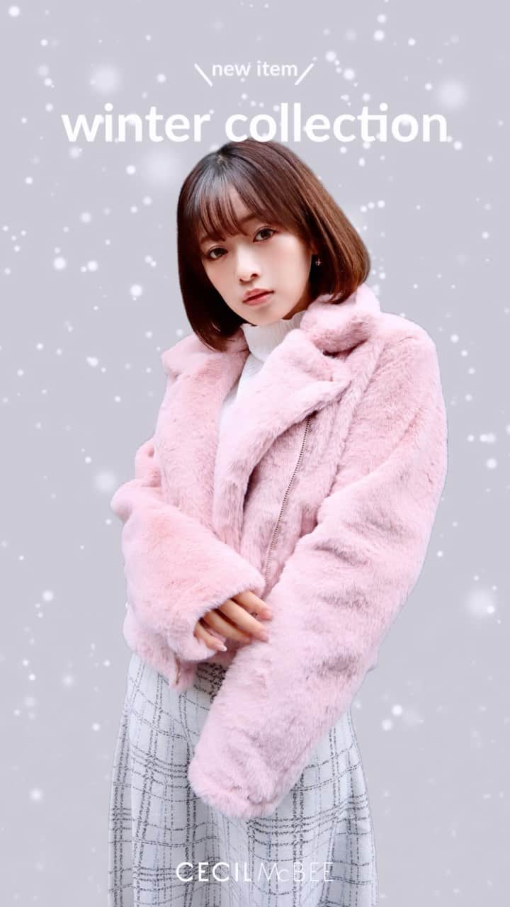 セシルマクビーのインスタグラム：「❄️NEW ARRIVAL❄️ 本日発売開始！ 新作アウターをお早めにチェック♡  エコファーライダースジャケット color: アイボリー, ピンク, モカ, グレー, ブラック size:M price:¥6,990  🎁メルマガご登録で¥500クーポンプレゼント🎁 CECIL McBEEのメルマガ登録で お得な情報をゲットしよう！！  メルマガ購読可に変更された方限定で 翌月初にクーポンコードを送付いたします。 　 ※Mecollect全商品クーポン対象 ※税込5,500円以上のご購入でご使用いただけます ※クーポンご使用時はご購入ページにて、クーポンコードの入力をお願いいたします。  新規会員登録はアカウントプロフィールURLから▼ @cecilmcbee_official  さらに！ 税込7,000円以上のご購入でリバイバルロゴポーチをプレゼント！  #cecilmcbee #セシルマクビー #アウター #エコファー」