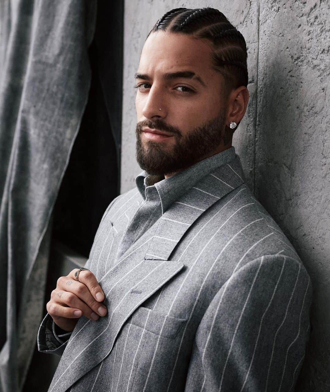 ヒューゴボスのインスタグラム：「Always paving his own path. #Maluma encapsulates what it means to be a BOSS, with self-belief, confidence, and – naturally – style #BeYourOwnBOSS」