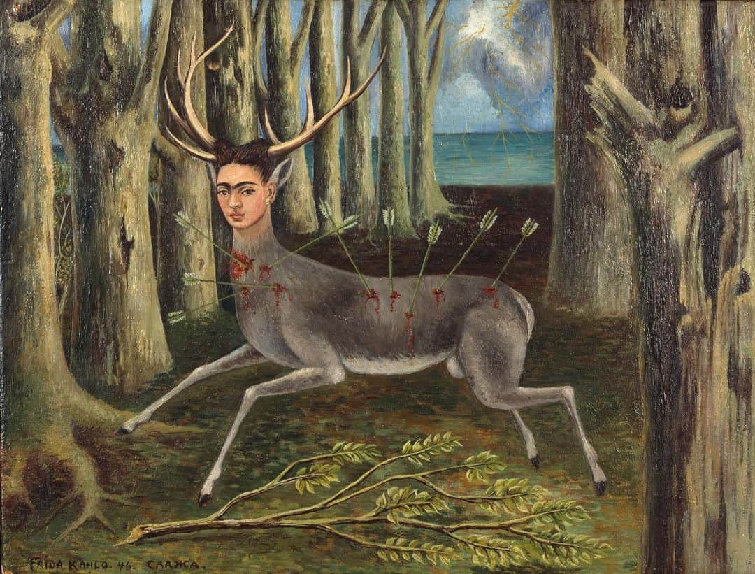 ニュー・ミュージアム・オブ・コンテンポラリー・アートのインスタグラム：「“I painted my own reality."—Frida Kahlo  A major influence for second-wave feminist artists, #FridaKahlo was best known for self-portraits that translate raw emotional experience into fantastical landscapes populated with hybrid beings and powerful symbolism.   In "Wounded Deer" (1946), now on view as part of "Judy Chicago: Herstory," Kahlo portrays herself with the body of an antlered buck, captured mid-leap in a forest of broken tree trunks clouded by an ominous, lightning-veined sky. Her body is riddled with arrows, a possible allusion to the martyred Saint Sebastian, patron of all who desire a holy death. Like many of Kahlo’s paintings, "Wounded Deer" emphasizes the interconnectivity between human, plant, and animal life, and can also be read as a critique of man’s exploitation of nature.   Throughout her six decade career, @judy.chicago has worked tirelessly to ensure that women's artistic achievements become a permanent part of our cultural heritage, an effort that culminates in “The City of Ladies," a special group installation on the Fourth Floor, which contextualizes Chicago’s work amidst nearly 90 women and genderqueer artists, writers, and historical figures that she has placed within her own alternative canon.   Image: Frida Kahlo, "Wounded Deer," 1946. Oil on Masonite. Private collection  #FridaKahlo #JudyChicagoHerstory」