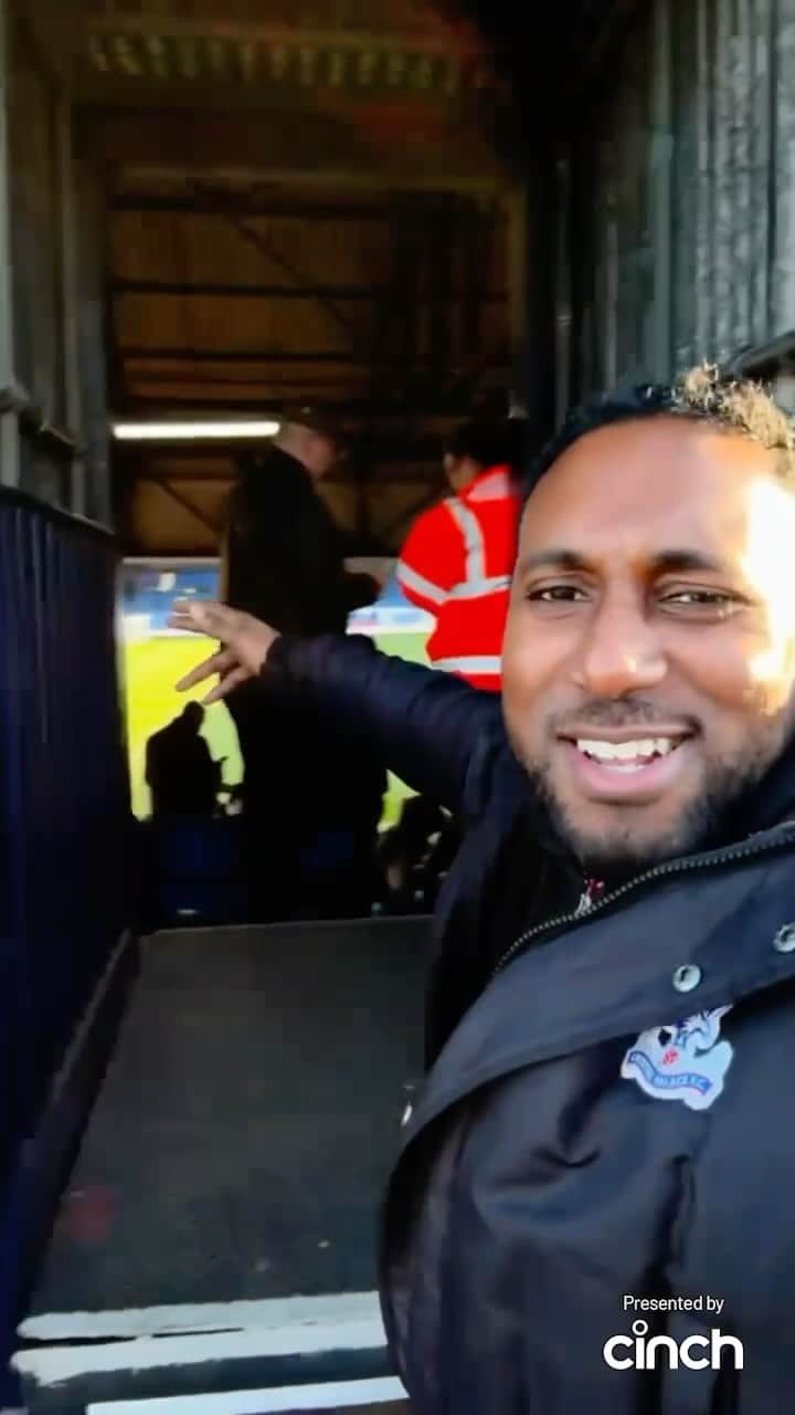 クリスタル・パレスFCのインスタグラム：「Into the away end 👀  #CrystalPalace #CPFC #PremierLeague #Luton」