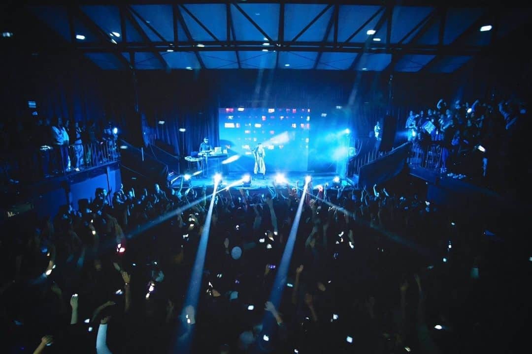 DAOKOのインスタグラム：「El concierto de hoy en Mexico fue genial!! Muchísimas gracias. Por fin me pude encontrar con la gente de México. Pude ver un hermoso público. Amo México!❤️❤️❤️  Special thanks✨ @kohta44  @kamiyann  @minojandro   @capture_concerts  @foroindierocks   Photo by @sei.shimu」