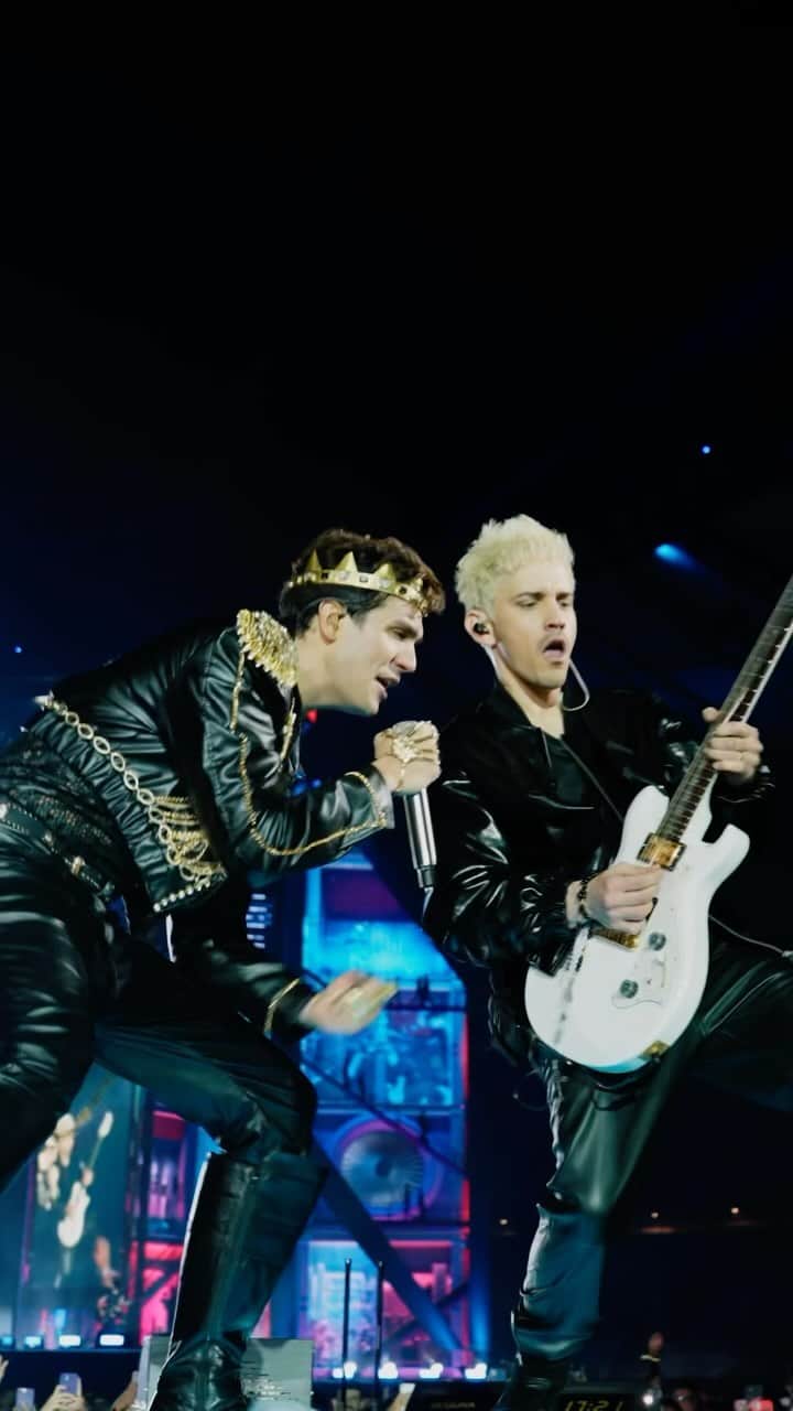 ルアン・サンタナのインスタグラム：「MULHER SEGURA segue crescendo e alcançou sua melhor posição no @spotifybrasil, desde o lançamento. 😍 a partir de segunda, dia 27, nas rádios de todo o Brasil.」
