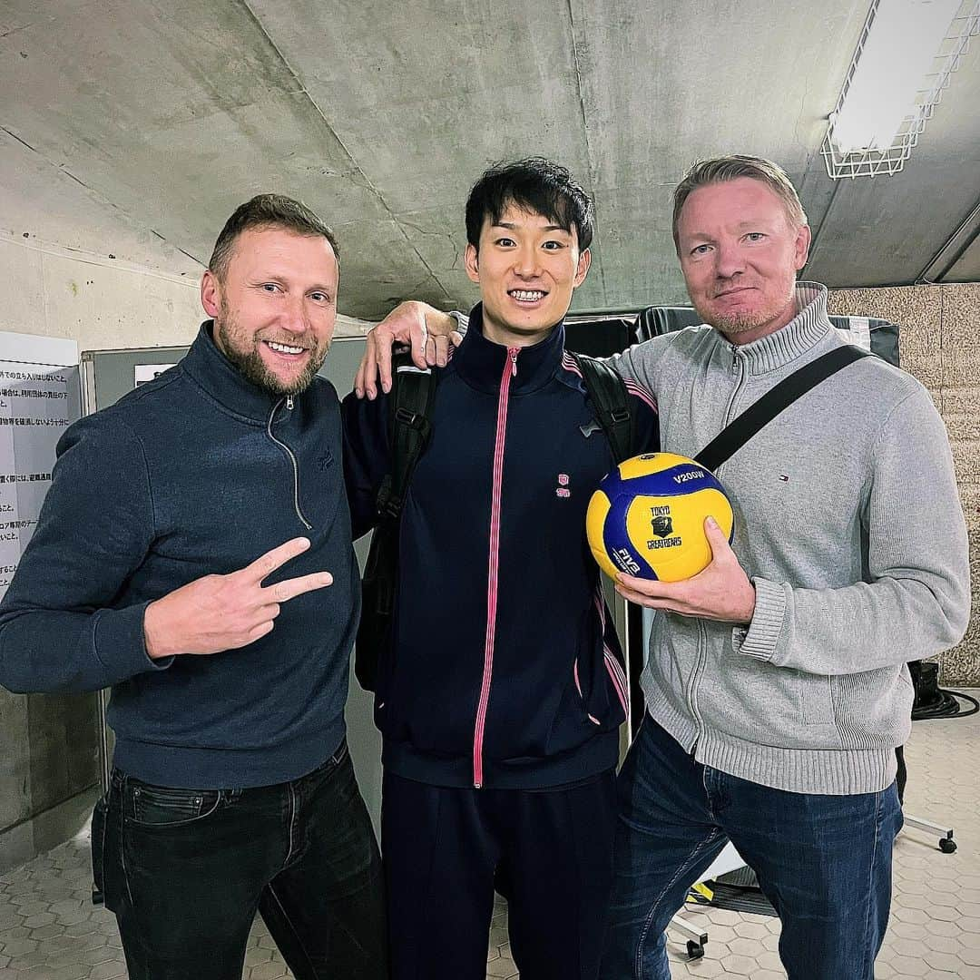 柳田将洋さんのインスタグラム写真 - (柳田将洋Instagram)「Fantastic performance of @greatbears_vb tonight and it's leader @masahiro.8.0706 and defense machine @taichiro_19 💪🏻🔝🇯🇵🏐」11月26日 0時22分 - masahiro.8.0706