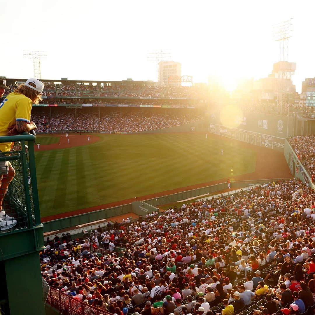 MLBのインスタグラム：「Dreaming about these views 😴」