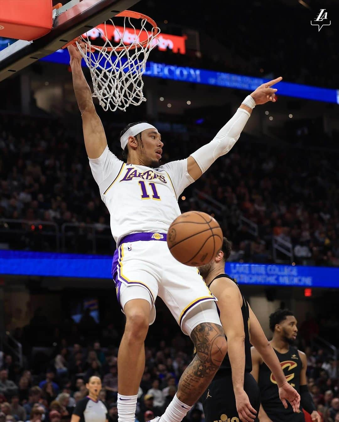 Los Angeles Lakersのインスタグラム：「Jaxson 🤝 Austin 🤝 alley oops」