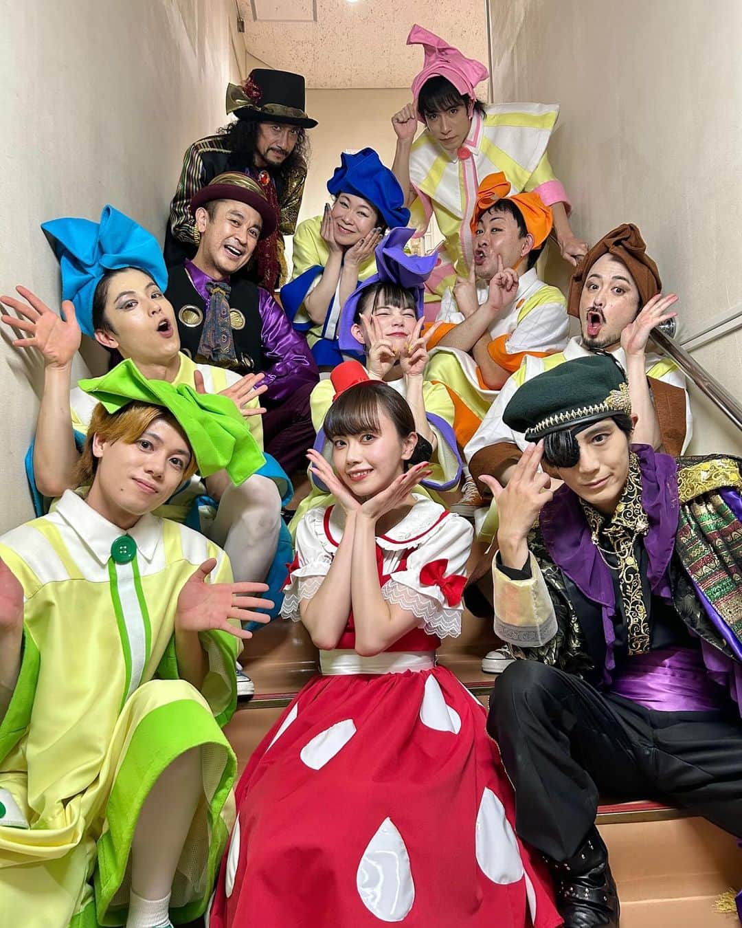 齋藤明里のインスタグラム：「. 『リトルセブンの冒険』全19公演無事終了！  一緒に冒険してくれてありがとう🌹  #リトルセブンの冒険」