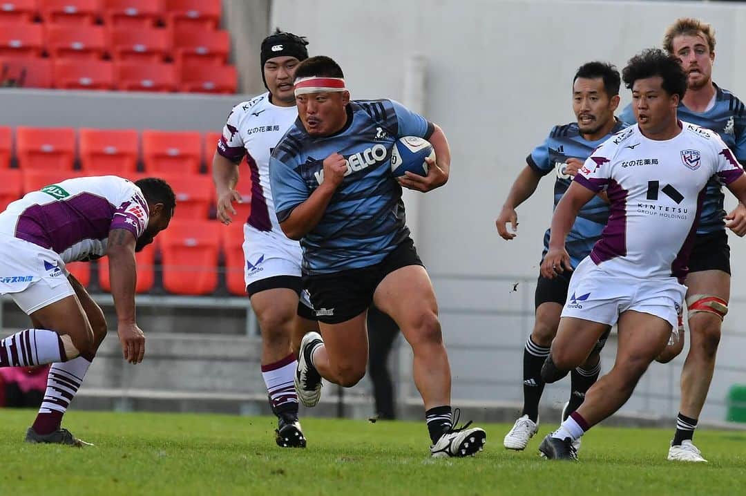 神戸製鋼コベルコスティーラーズのインスタグラム：「. Photoギャラリー 📸 No.3 Last Preseason Match>> vs花園近鉄ライナーズ 38-19 Win✅  #コベルコ神戸スティーラーズ #KOBELCOKOBESTEELERS」
