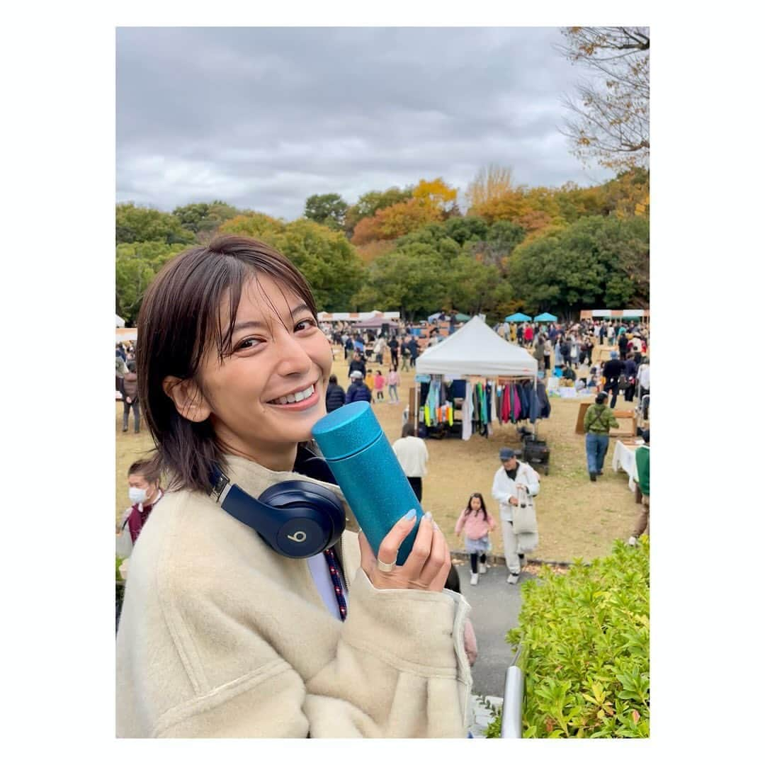 大石参月のインスタグラム：「本日浜松城公園コーヒーフェス☕️ マイマグカップを持って美味しいコーヒーをぜひ✨ 三杯のんできたけどどれも違って楽しめた( ˊ̱˂˃ˋ̱ )  #浜松城公園コーヒーフェス #浜松イベント #大石参月」