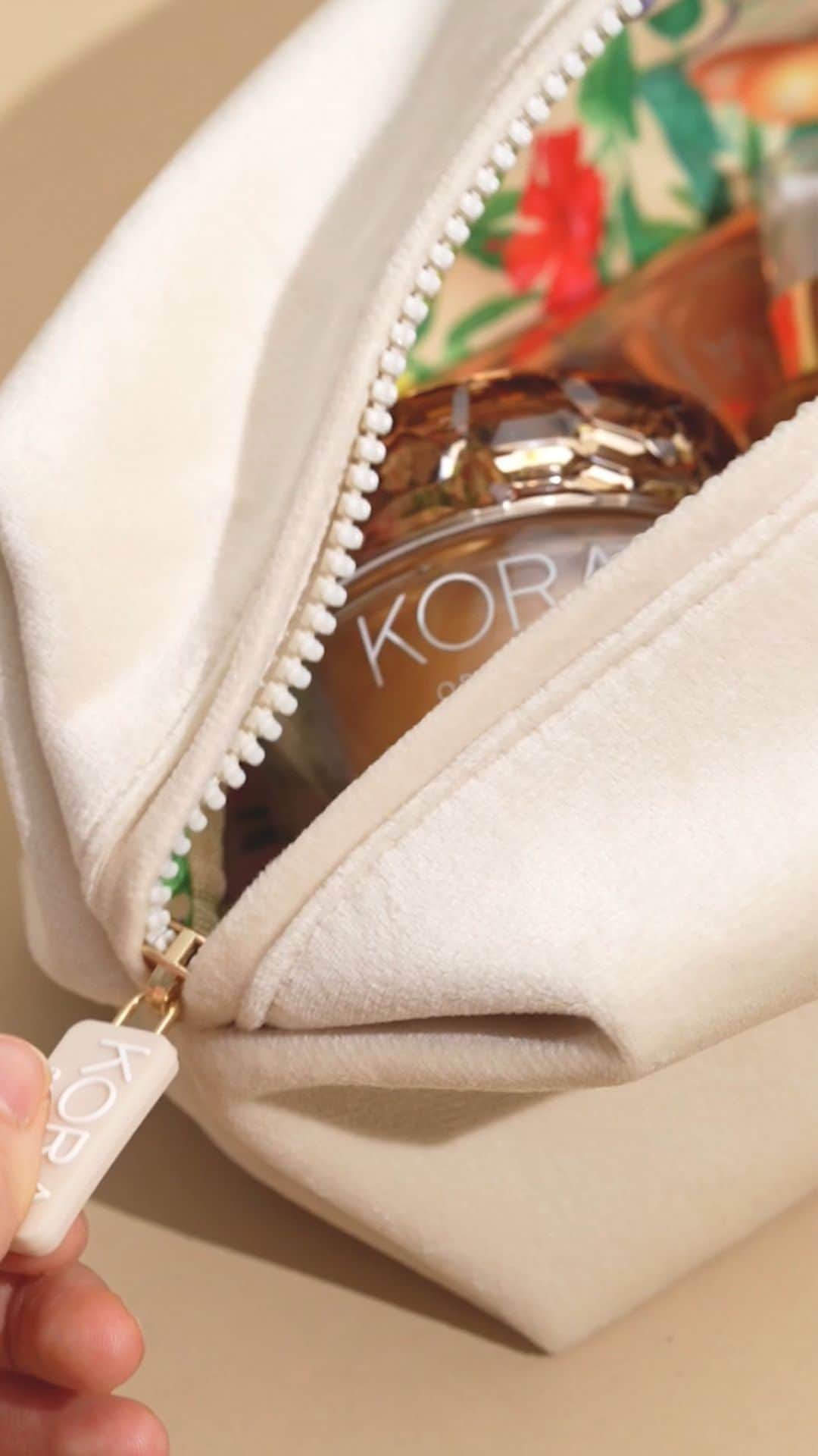 KORA Organicsのインスタグラム：「Only three more days to save ✨🤍🌱」