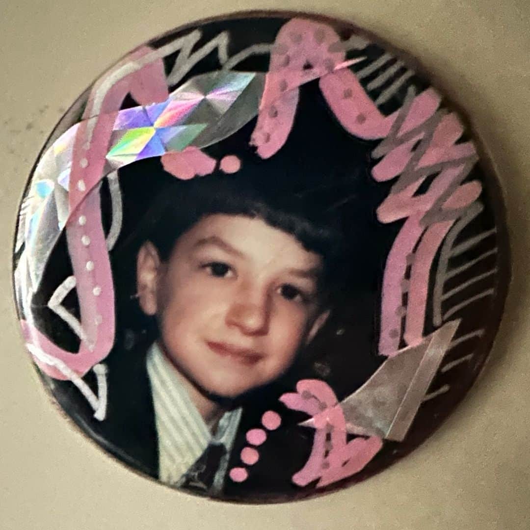 ベン・シュワルツのインスタグラム：「Pins just don’t go as hard as they did in the late 80s.」